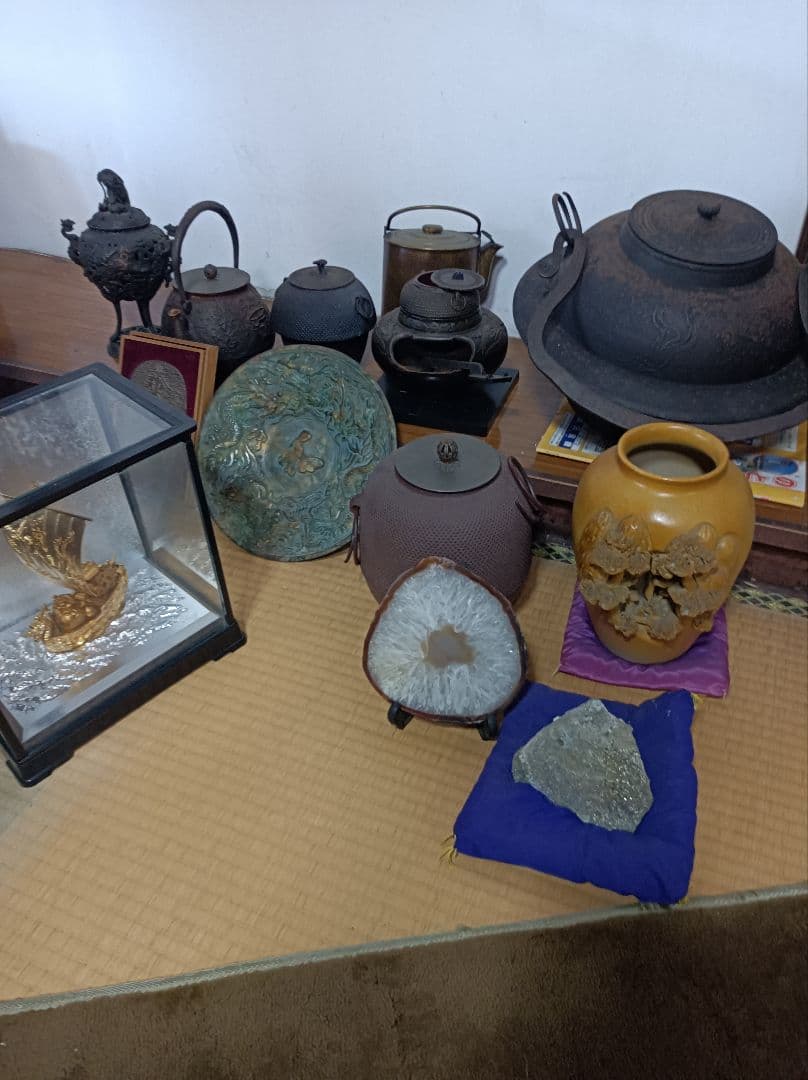 骨董品！京都保管、鉄瓶、香炉、モロモロ！お話し中！