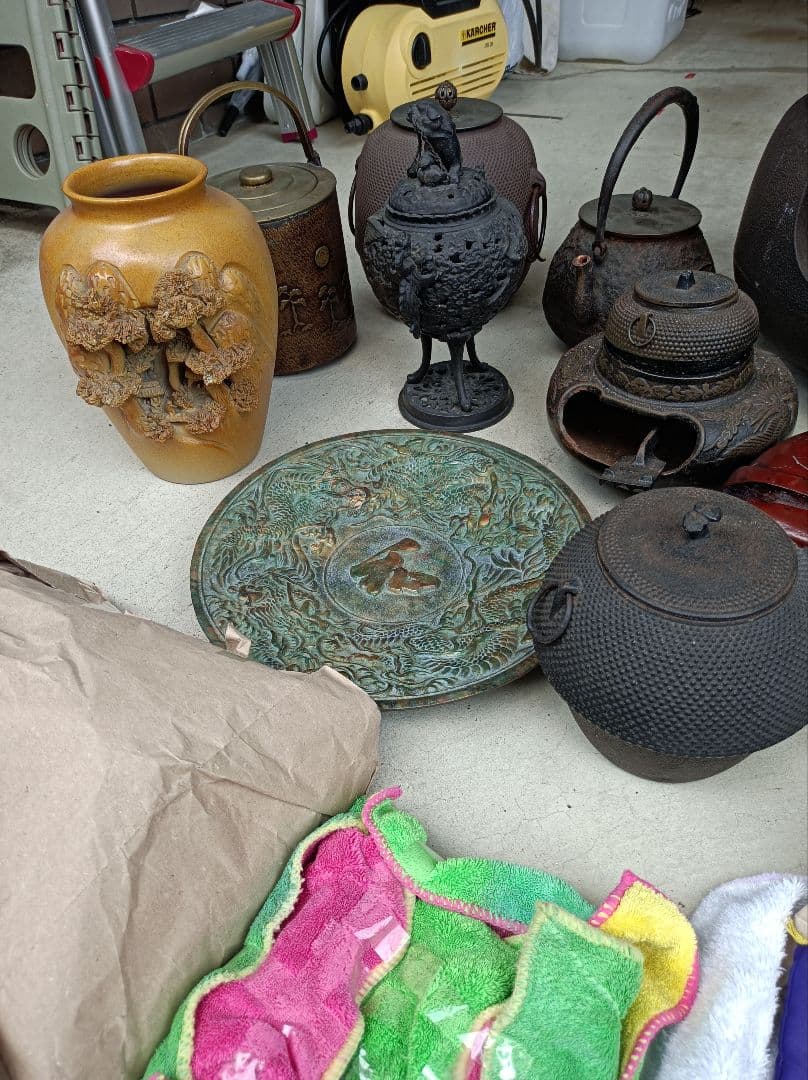 骨董品！京都保管、鉄瓶、香炉、モロモロ！お話し中！