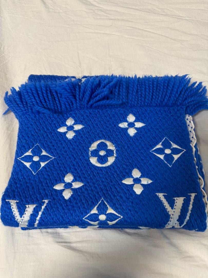 ルイヴィトン ロゴマニア マフラー ブルー