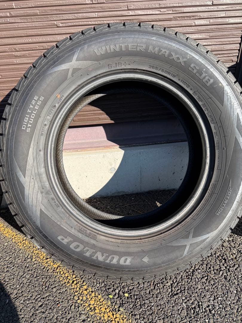 DUNLOP ウィンターマックスSJ8 265/60r18 スタッドレスタイヤ