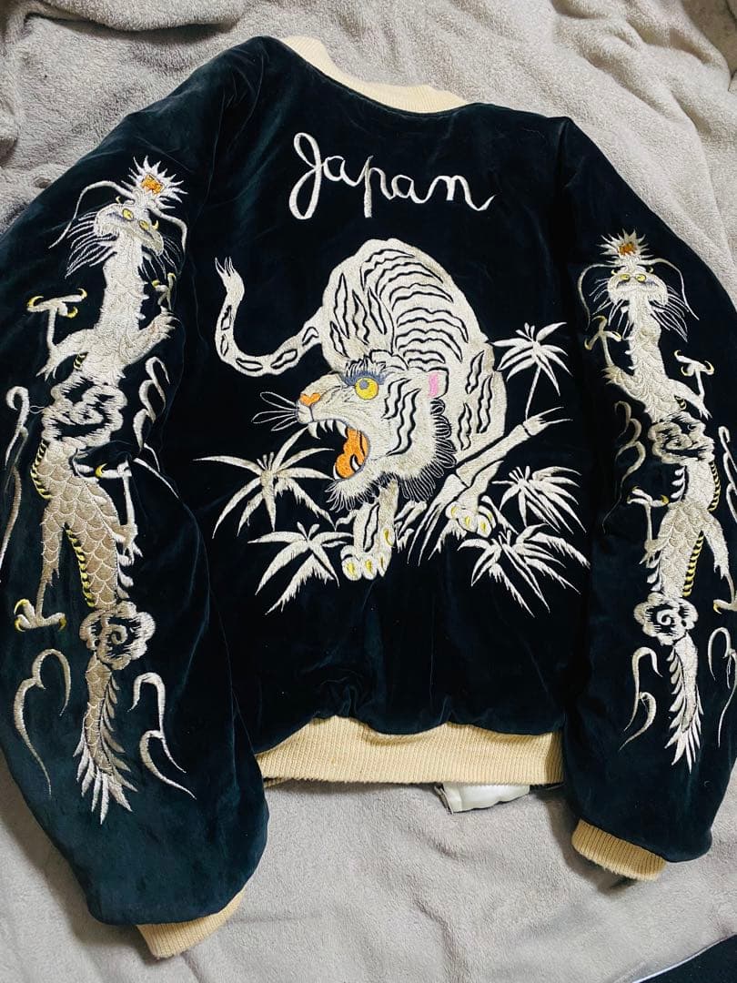 テーラー東洋 日本限定 スカジャン 虎龍限定　別珍　サテン 2面使う