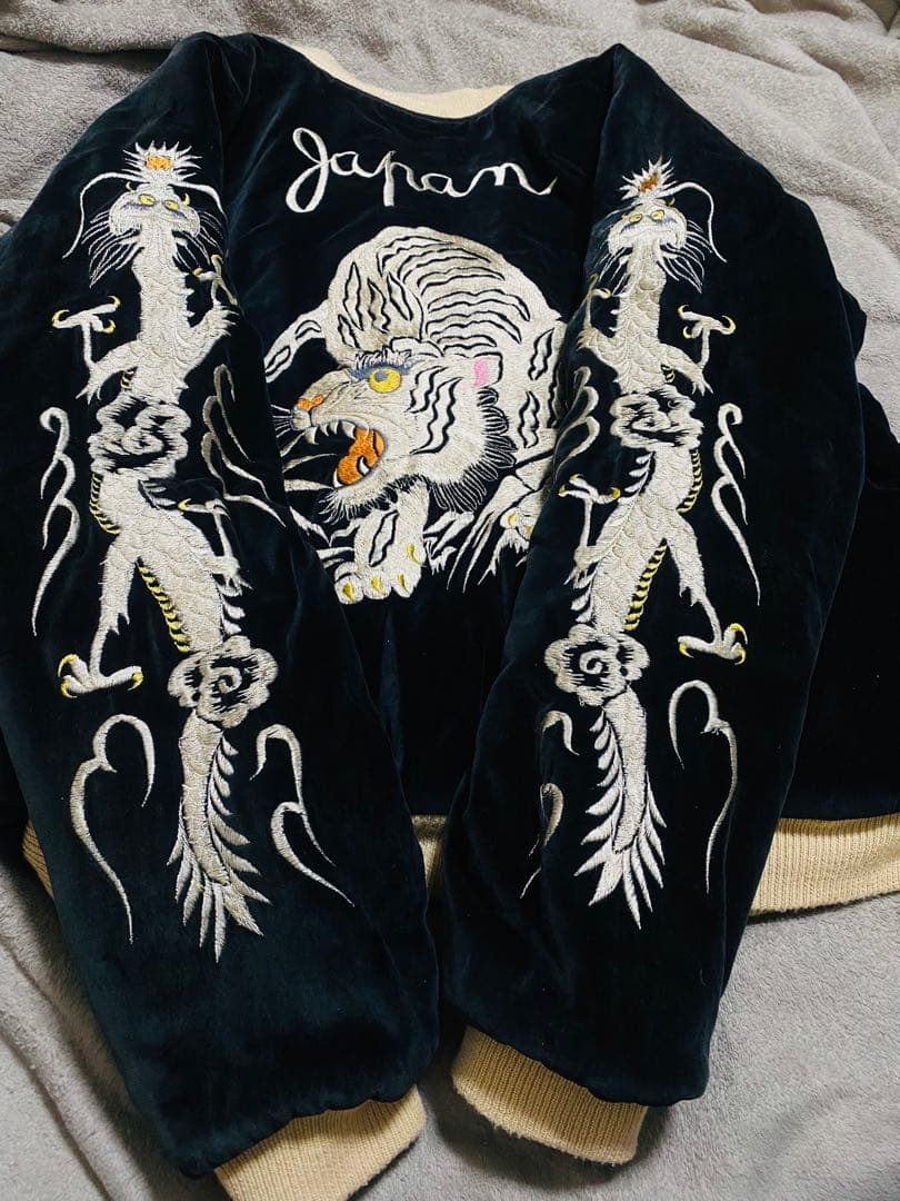 テーラー東洋 日本限定 スカジャン 虎龍限定　別珍　サテン 2面使う