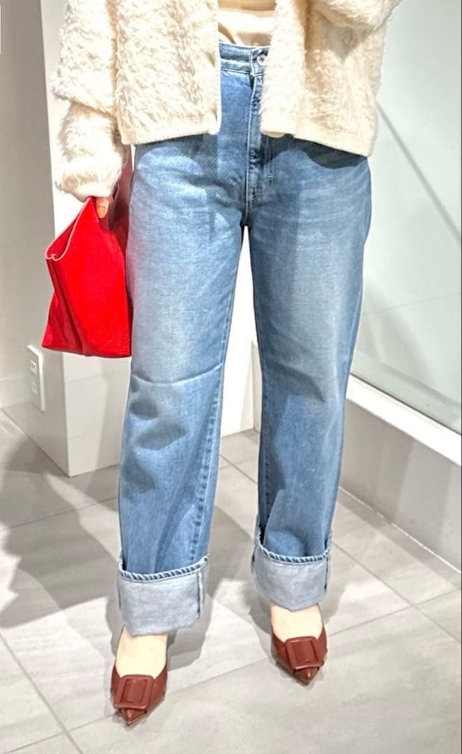 ネブローニ　別注　バックルパンプス