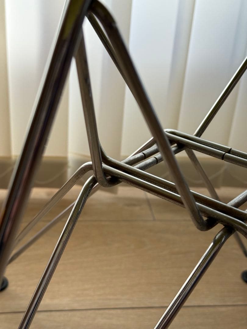 Herman Miller Eames ライムイエロー