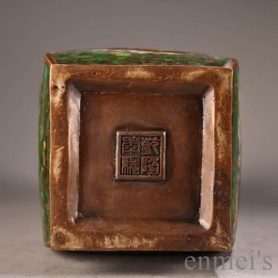 中国古美術 旧蔵 景泰藍七宝方瓶 梅・蘭・竹・菊 高浮雕鍛金 純銅 極細工 置物