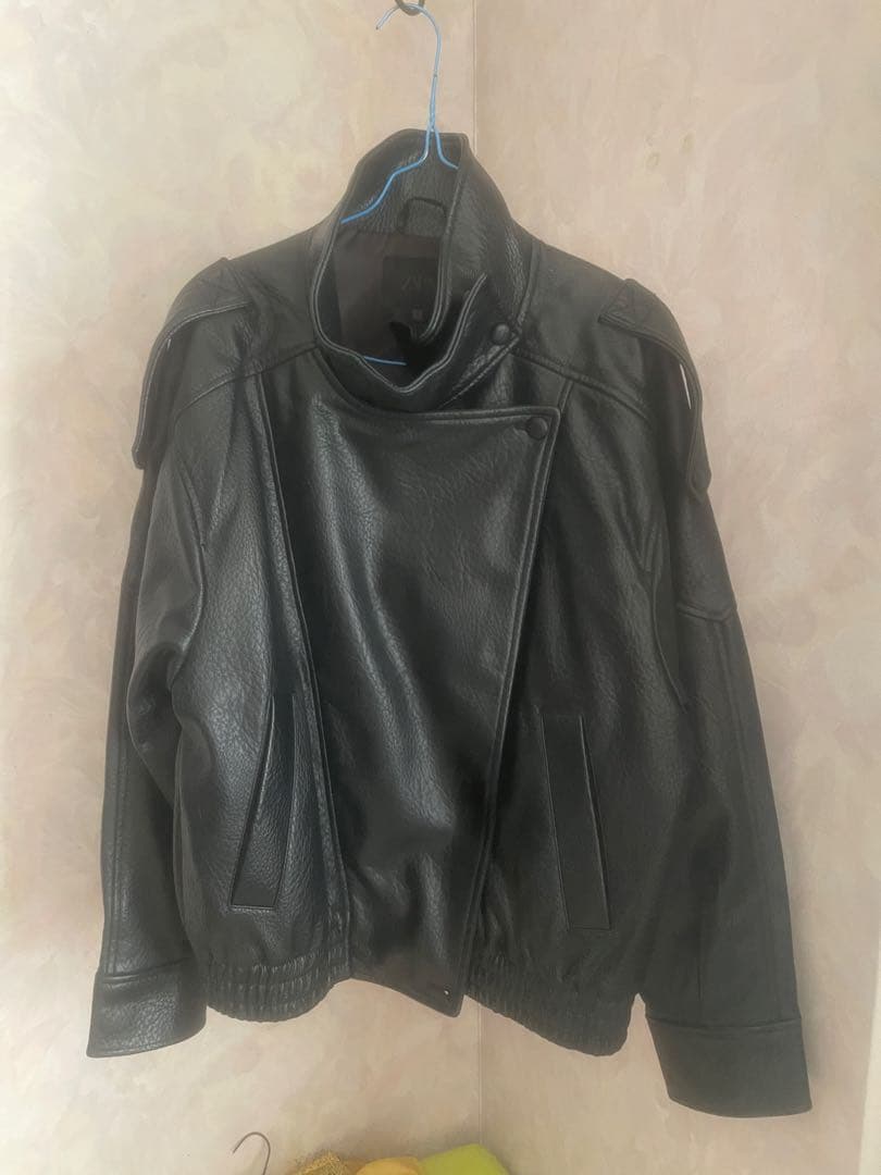 ZARA似 フェイクレザージャケット Sアウター ブラック YSL似