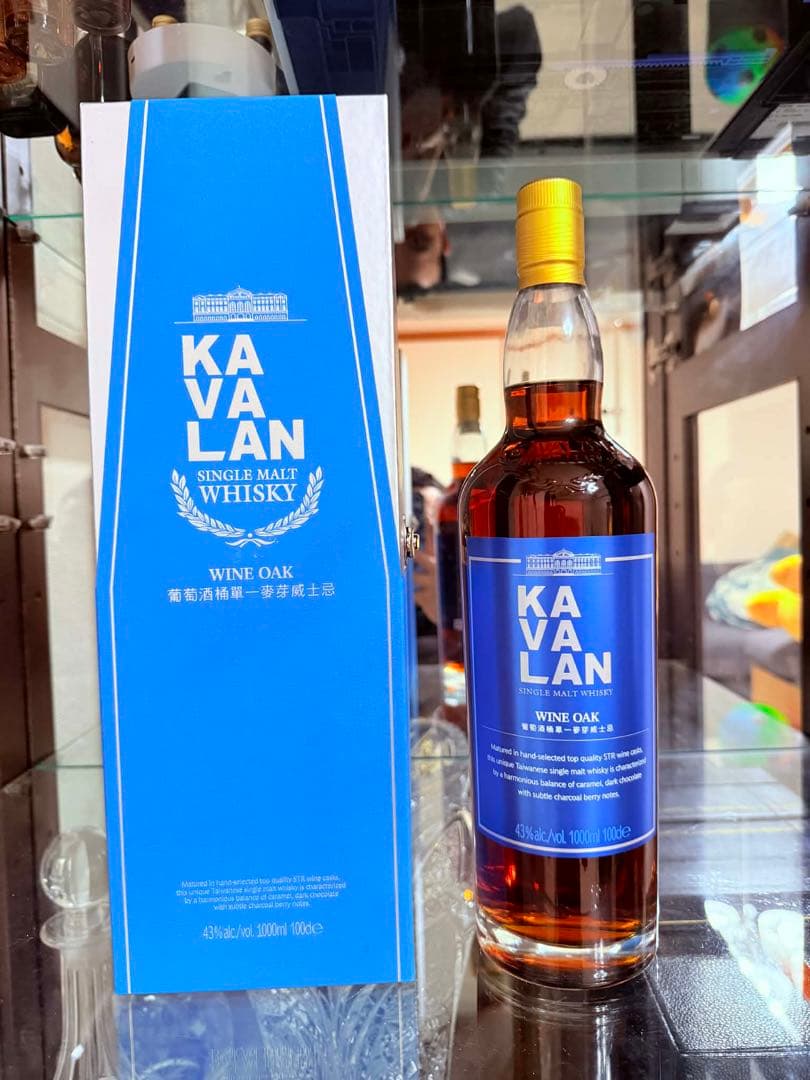 KAVALAN WINE OAK シングルモルトウイスキー 1000ml.