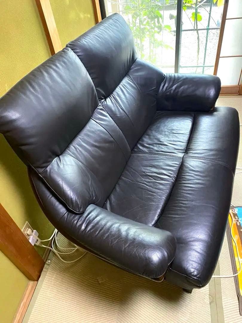 黒 レザー 2人掛けソファ　ニトリ