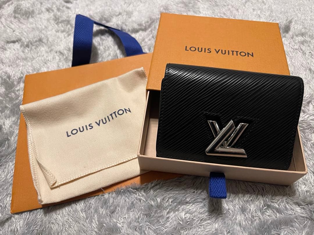 ［美品］LOUIS VUITTON ポルトフォイユ　エピ　三つ折りルイ・ヴィトン
