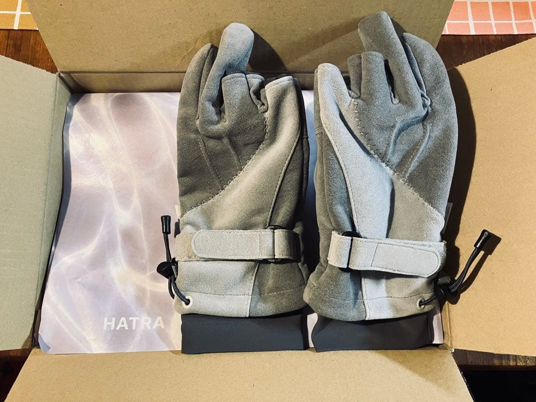 【未着用美品】HATRA Study Gloves/手袋/グレー/サイズ:2