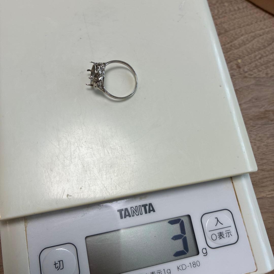 プラチナ900 リング　アクアマリン付