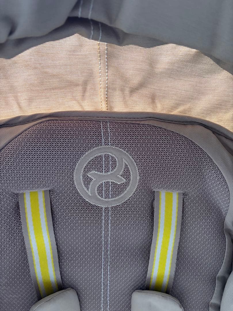 サイベックス　ベージュ ベビーカー 折りたたみ式