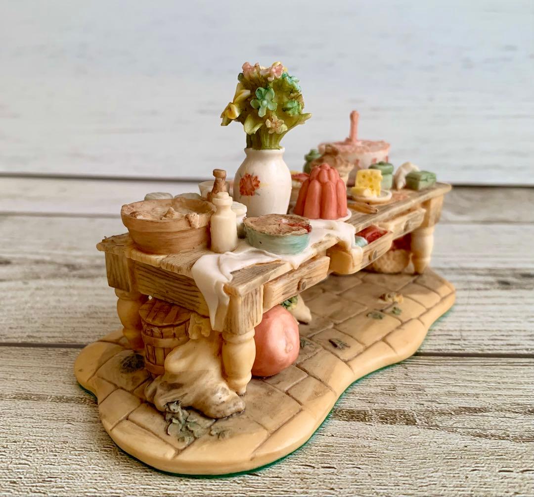 テーブル ブランブリーヘッジ フィギュリン ボーダーファインアーツ