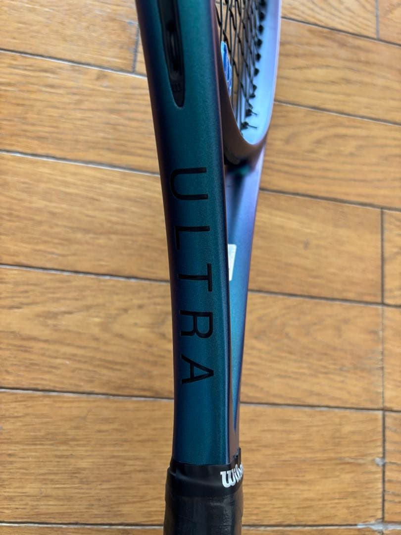 Wilson ULTRA V4 100 テニスラケット