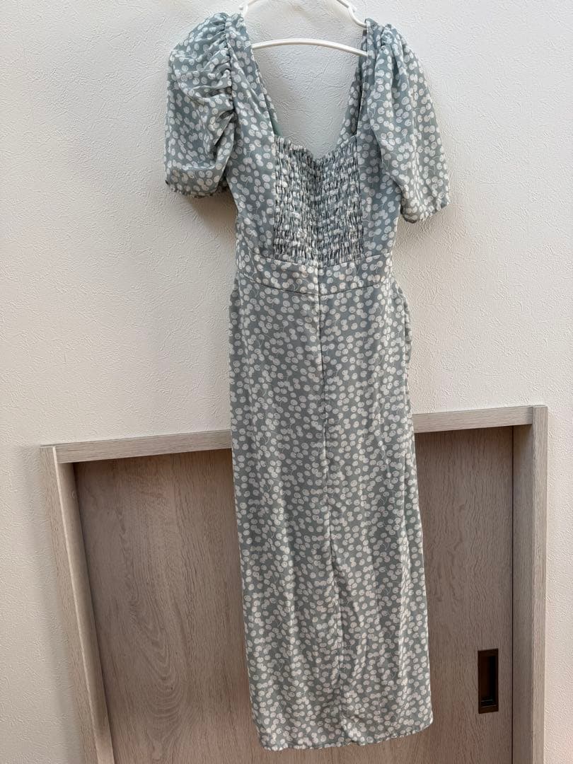 ワンピース Cherry Pattern Cache-Coeur One-Piece