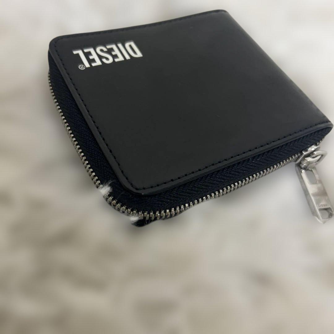美品　DIESEL ディーゼル 小銭入れ付きラウンドファスナー２つ折り財布