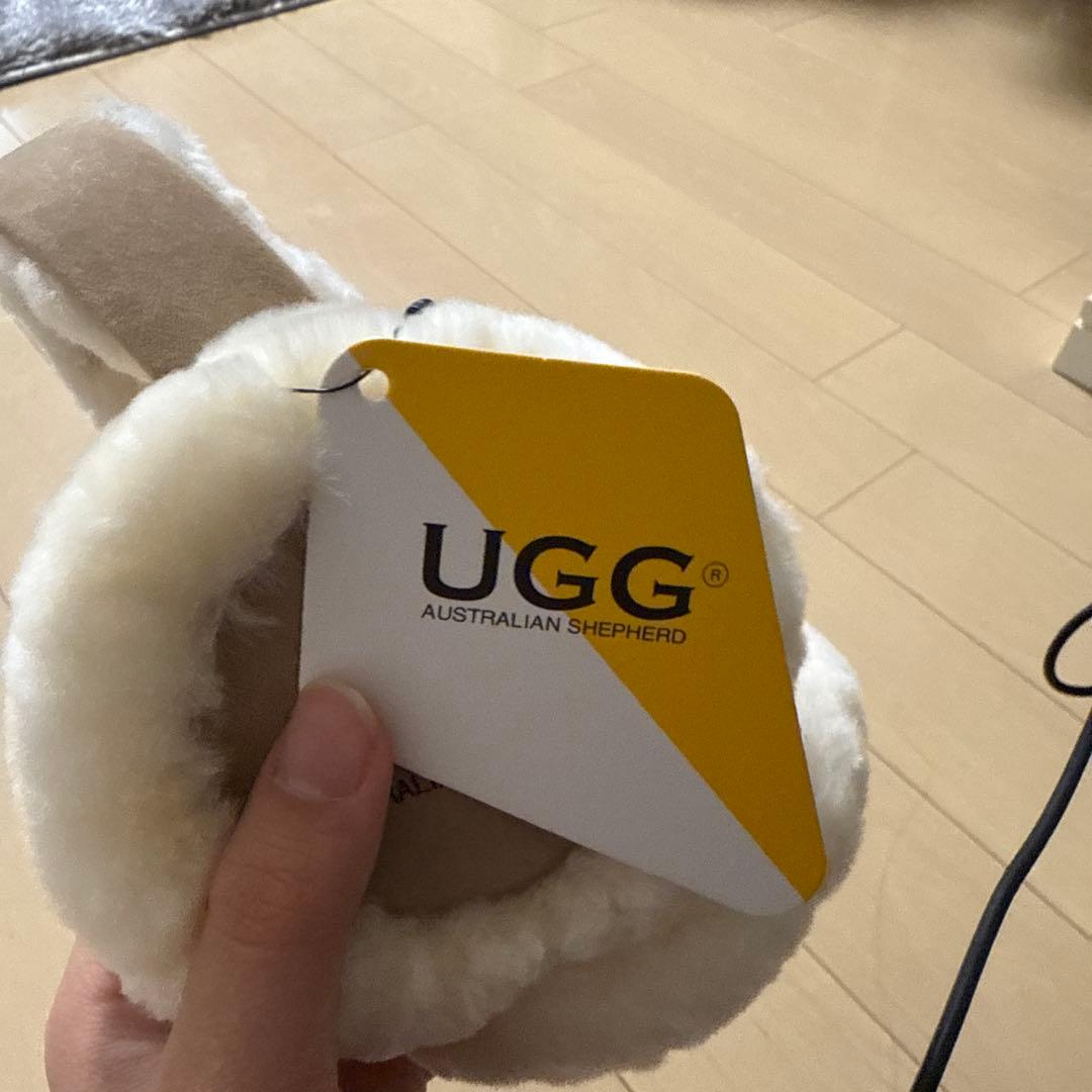 UGG オーストラリアンシェパード イヤーマフ sand