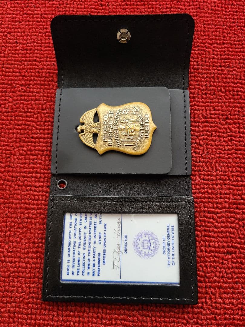 米国ポリスバッジ【FBIレプリカバッジ】PFバッジケース IDカード付き