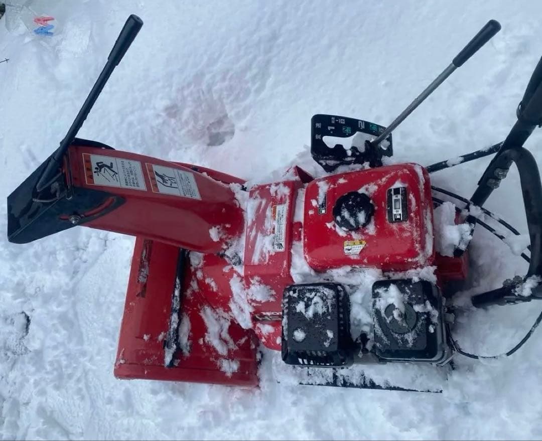 　除雪機HONDA HS655 セルバッテリ現在使用不可