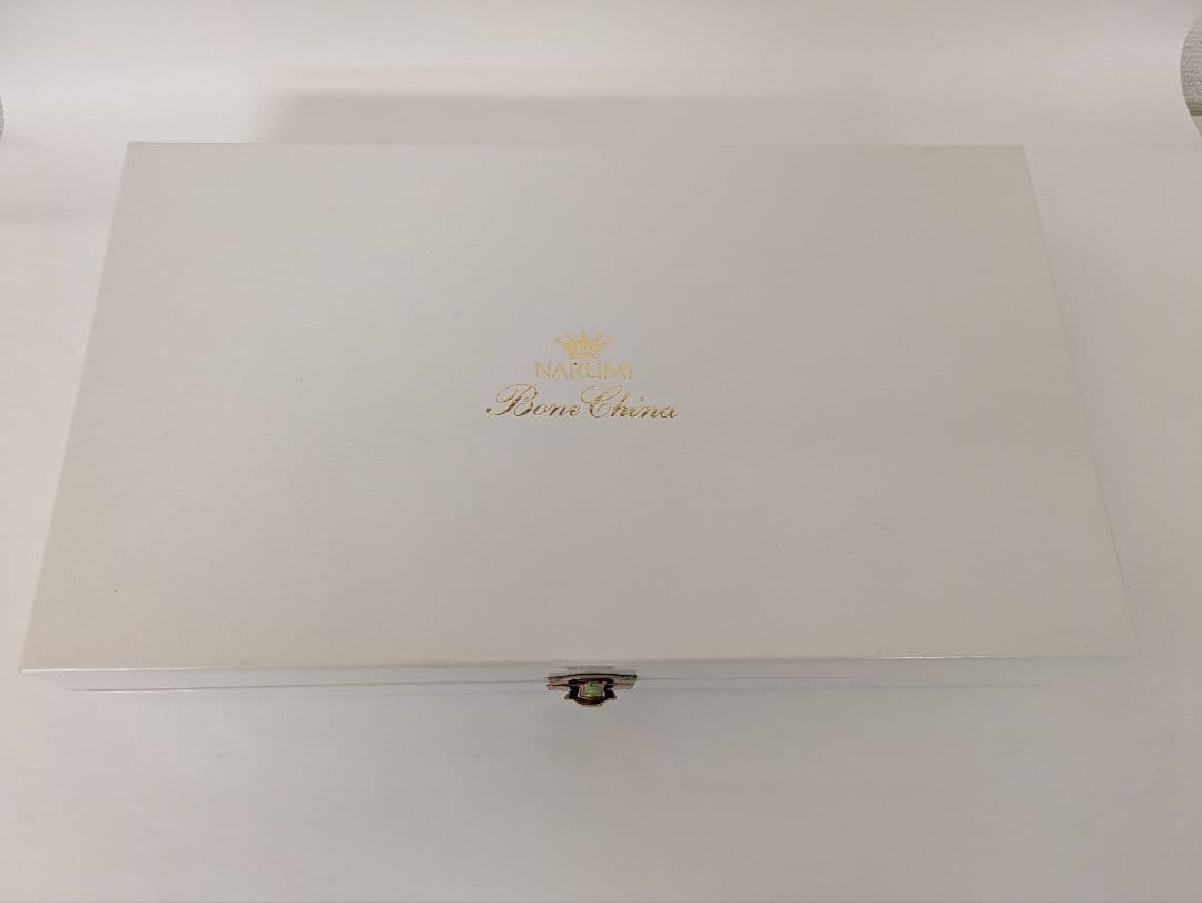 【未使用】ナルミ ルーシーガーデン 大皿・小皿5枚・ケーキサーバー 豪華セット