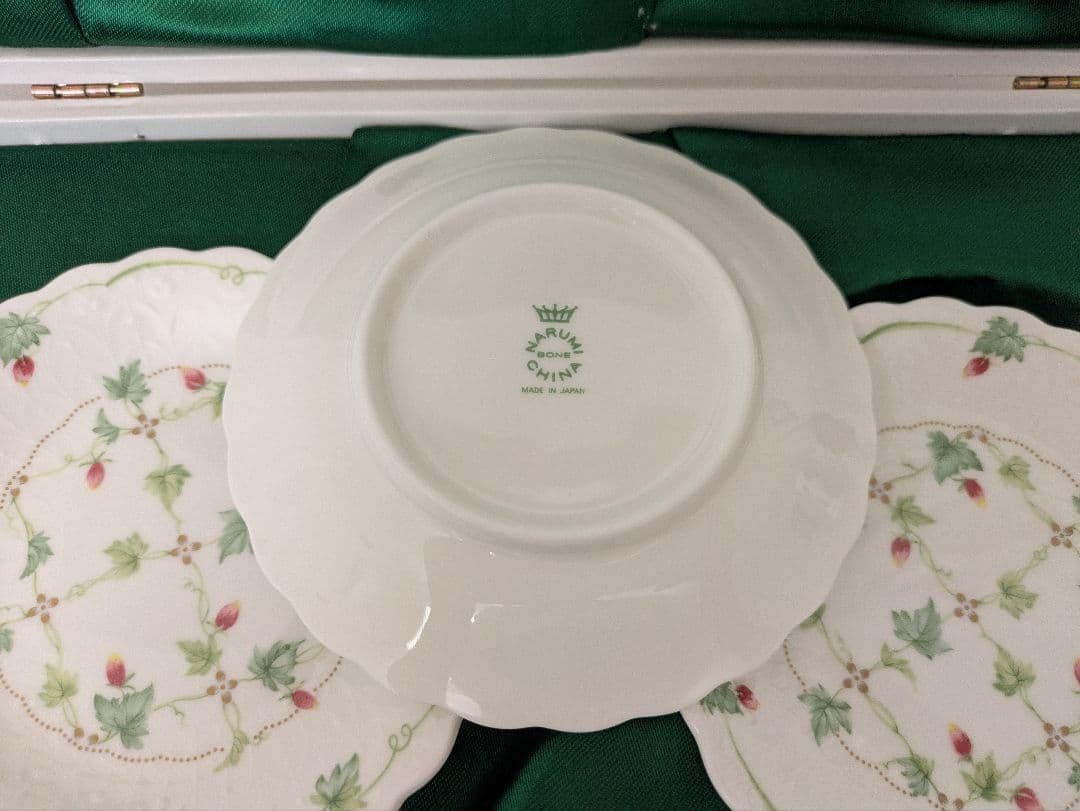 【未使用】ナルミ ルーシーガーデン 大皿・小皿5枚・ケーキサーバー 豪華セット