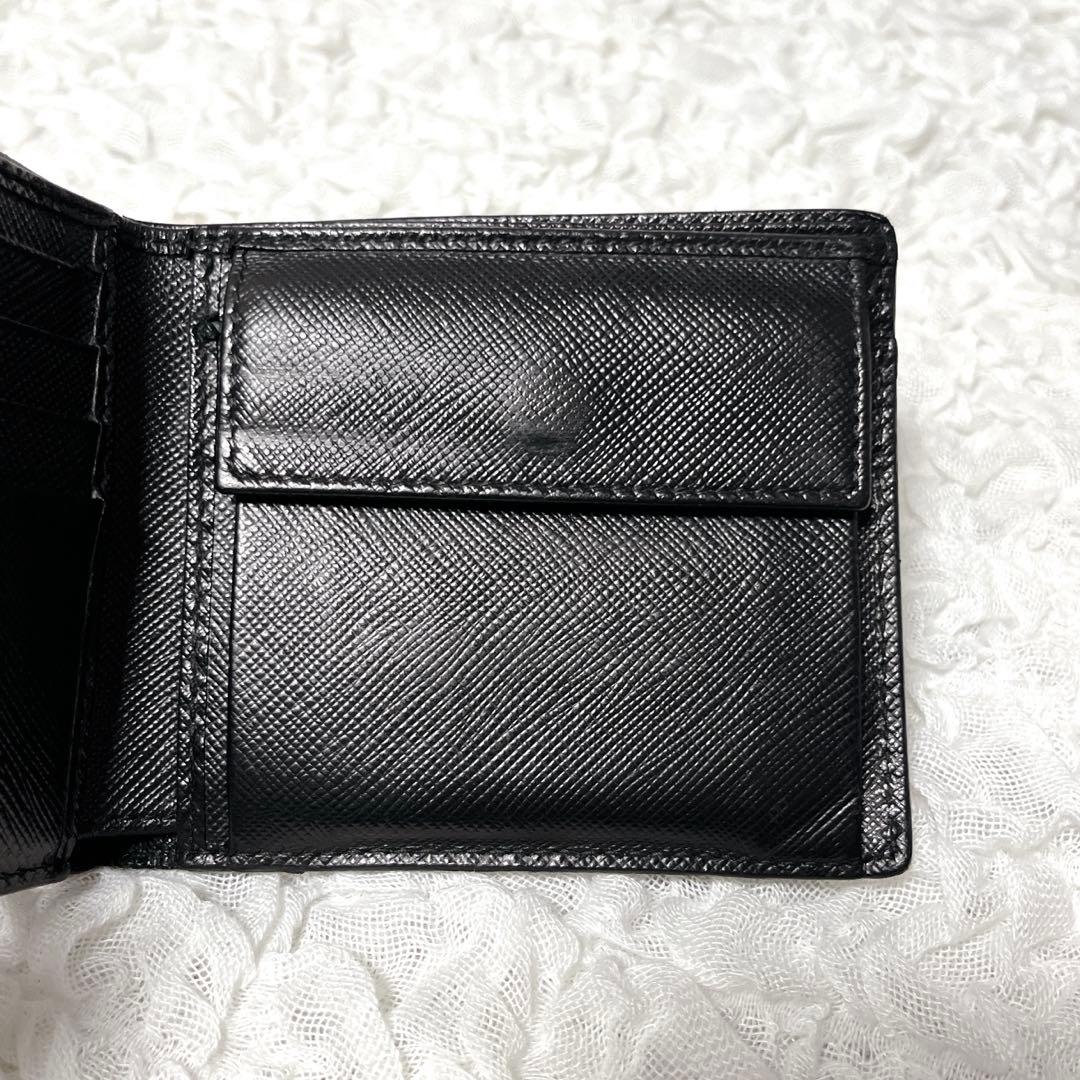 近年✨プラダ 二つ折り財布 コンパクト財布 小銭入れ付き サフィアーノレザー
