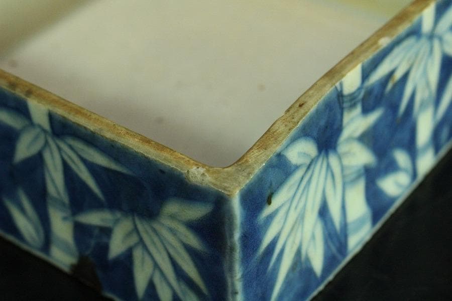 中国美術 青花 白抜 笹紋 段重 高18.5cm 清(K-LC670)