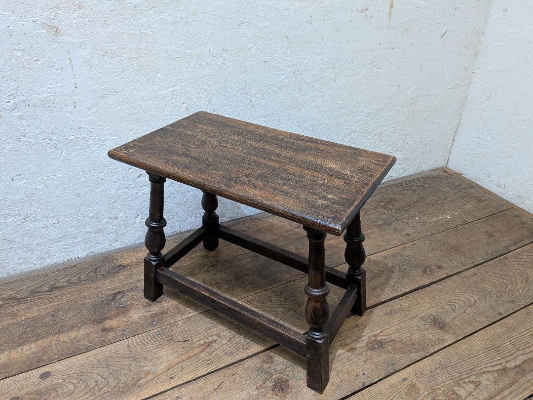 1130 イギリスアンティーク　コーヒーテーブル　カフェ　オケージョナル　英国