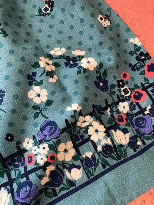 Mさま同梱になりました。　新品未使用　アナスイ　エプロン　背当てタイプ　ブルー