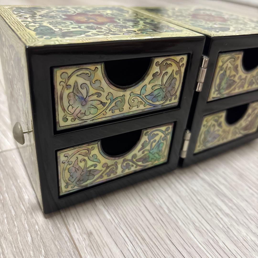 螺鈿細工 宝石箱　ジュエリーボックス 小物入れ　アクセサリーケース　ピンク系　蝶