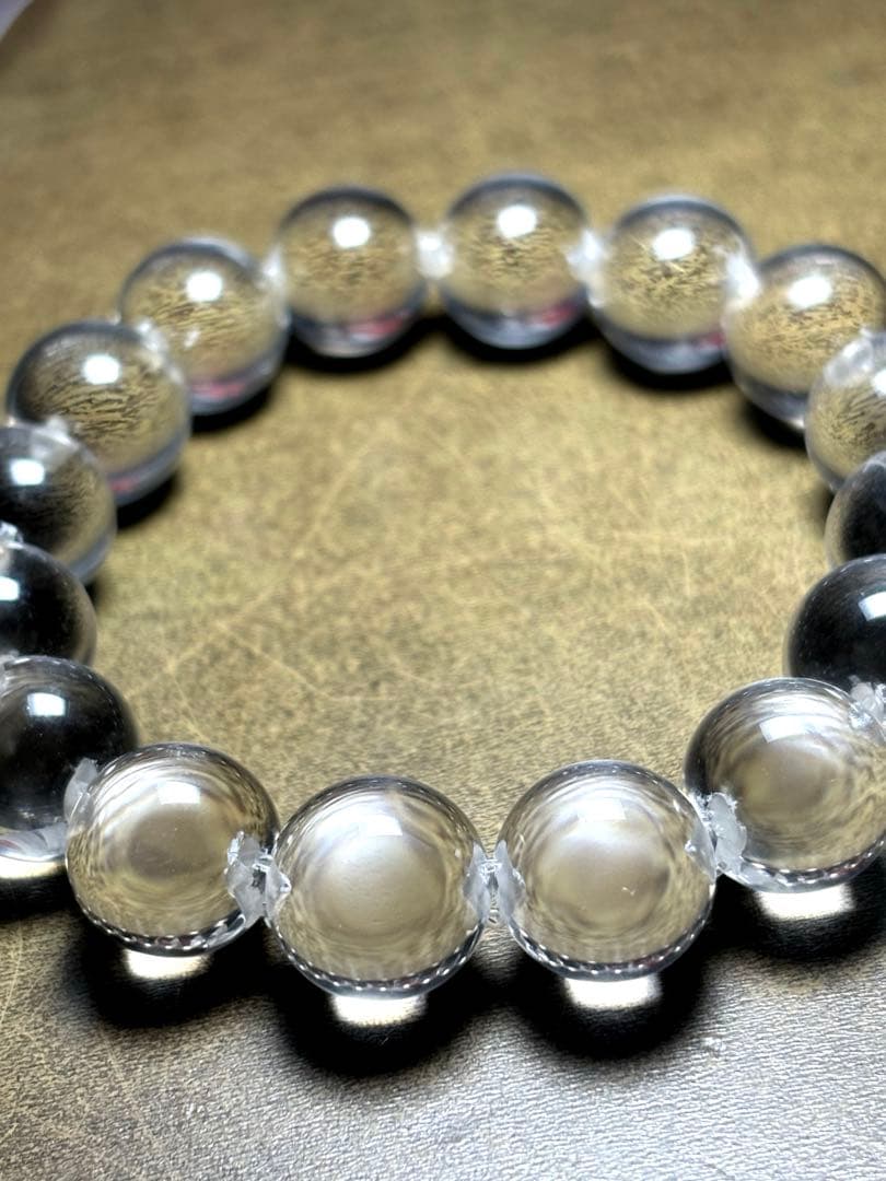 無垢水晶　牛穴ブレスレット約12.8〜13.4㎜ 超高品質　希少　（新品未使用）