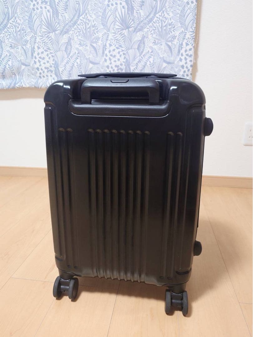 パーマス フロントオープンキャリーケース 【色・ジェットブラック】