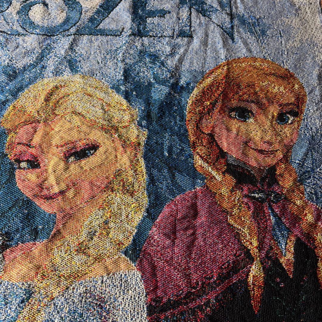 アナと雪の女王 ディズニー　フリンジ付きラグ　アナ雪　タペストリー　カーペット