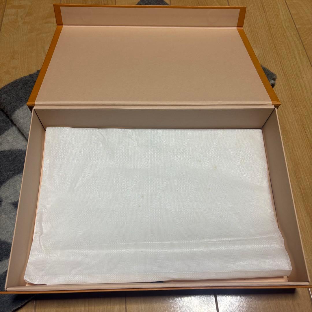 LOUIS VUITTON ルイヴィトン マフラー