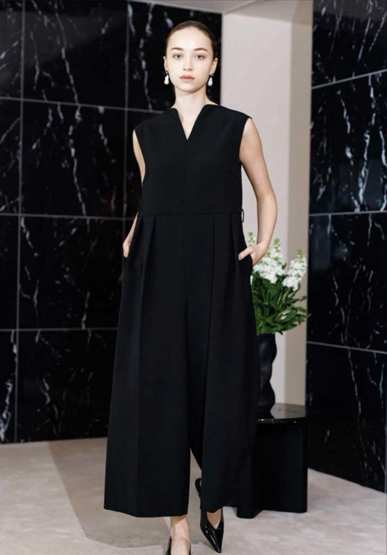 HEVE ハートネックオールインワン ブラック 36