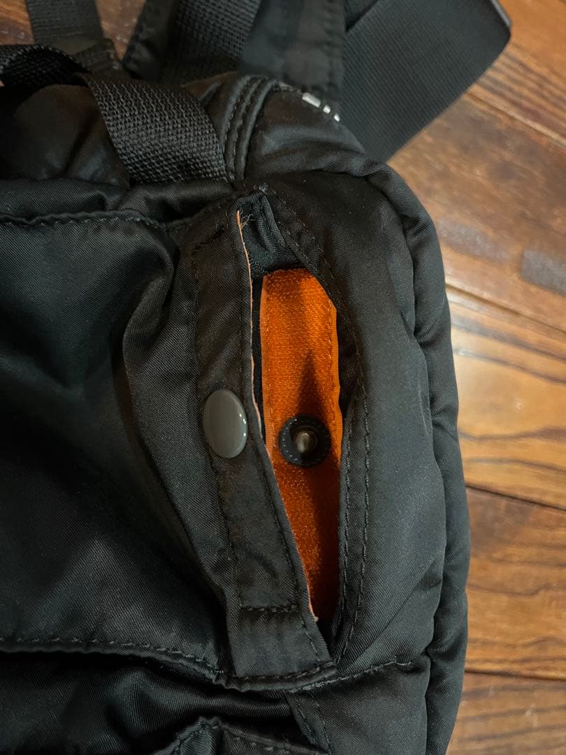 ブ*ー様 ポーター　タンカー　ボディバック