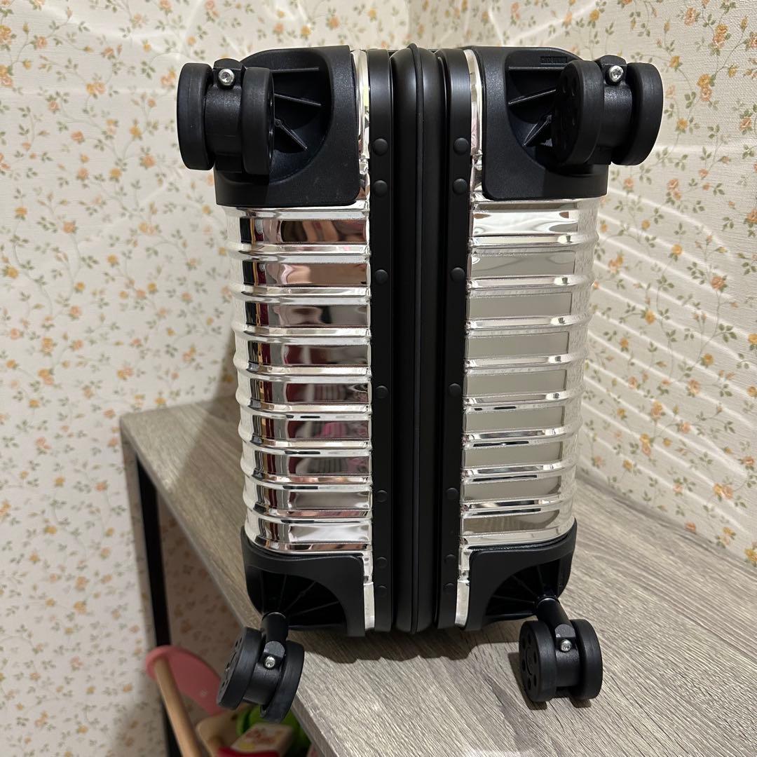 tibetansandfox  未使用 RIMOWAXMONCLER