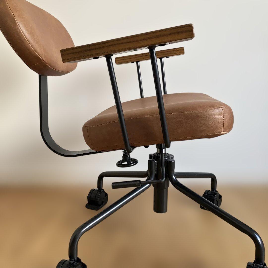 CRASH GATE ランドデスクチェア