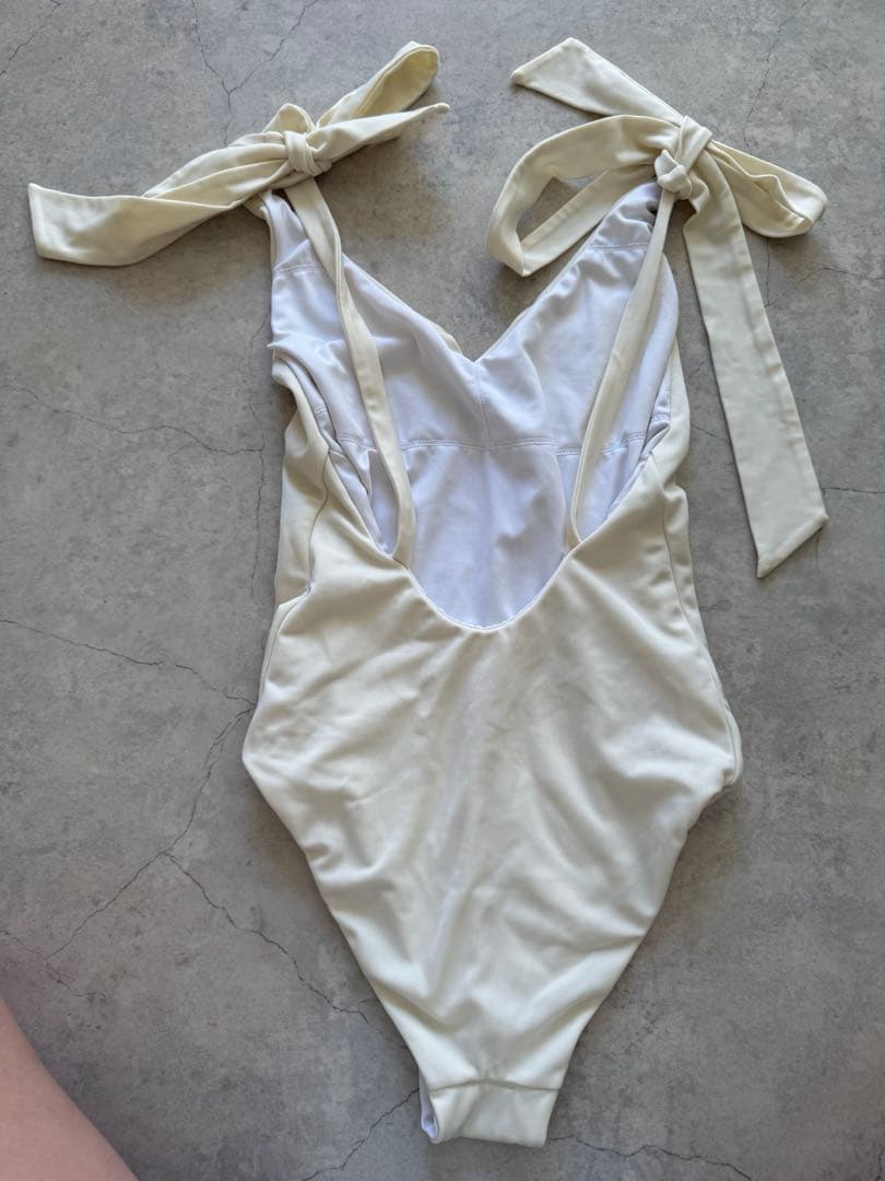 ETRE tokyo リボン水着