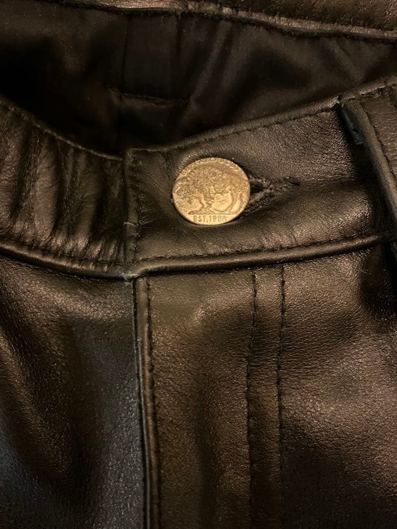 バファローボブス　革パンツ　現行品