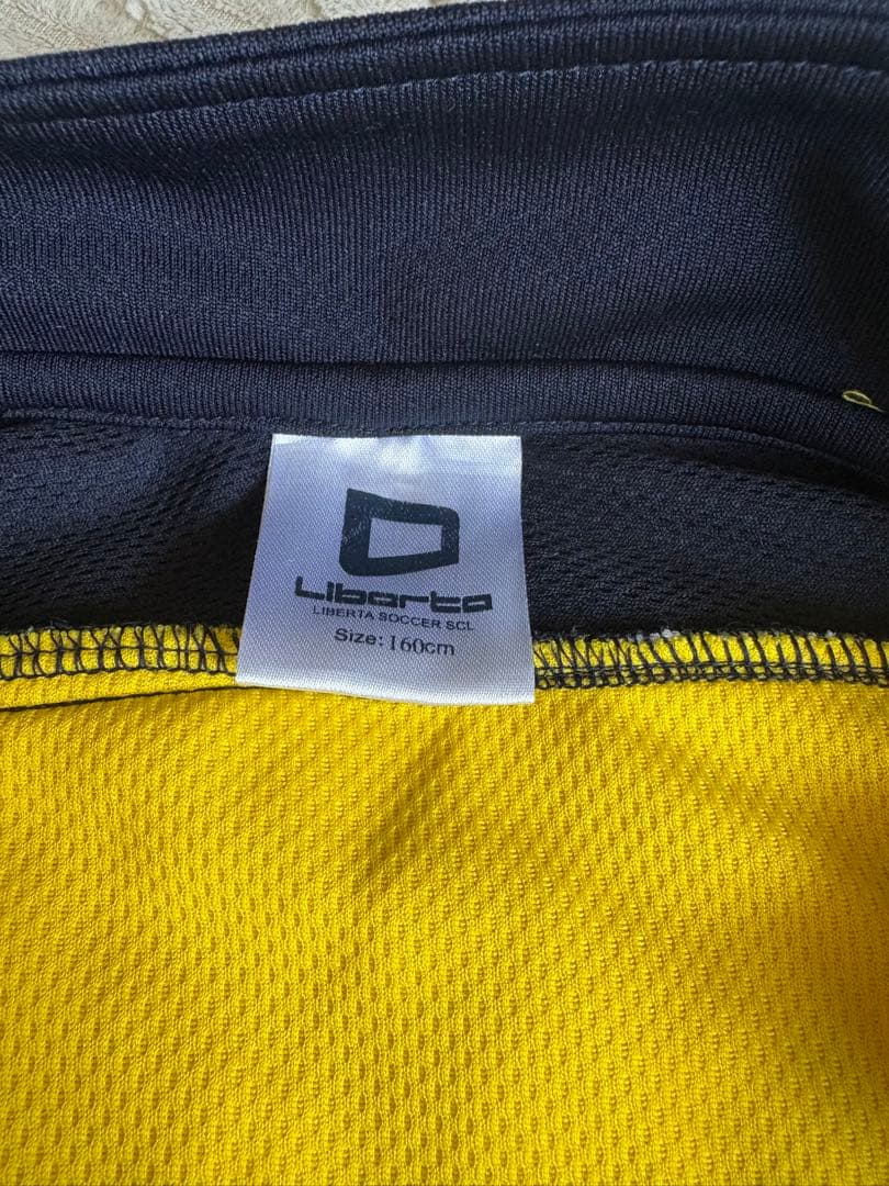 Liberta リベルタ　ジャージ 160cm 黒・黄