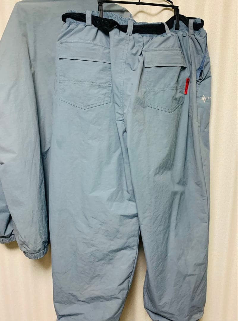 【大人気】スペシャルゲスト　スノボー　セットアップ　上XL 下2XL グラトリ