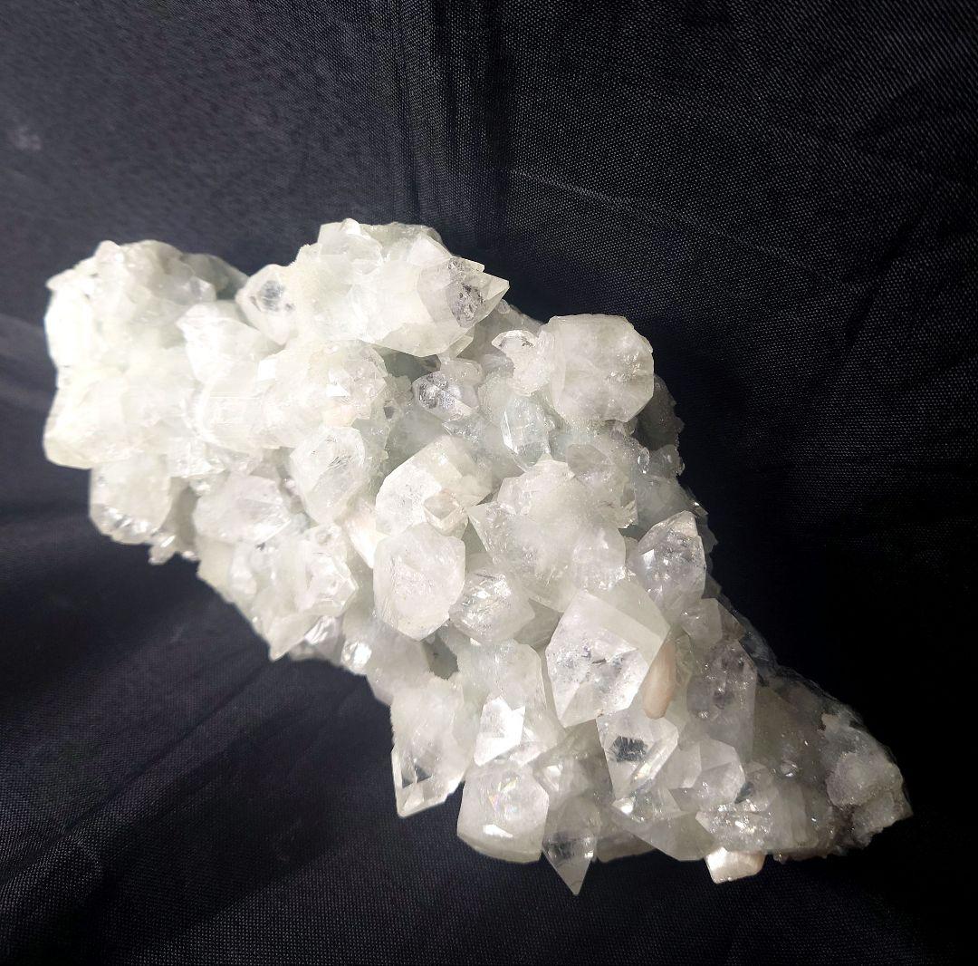 アポフィライトクラスター キラキラ 魚眼石