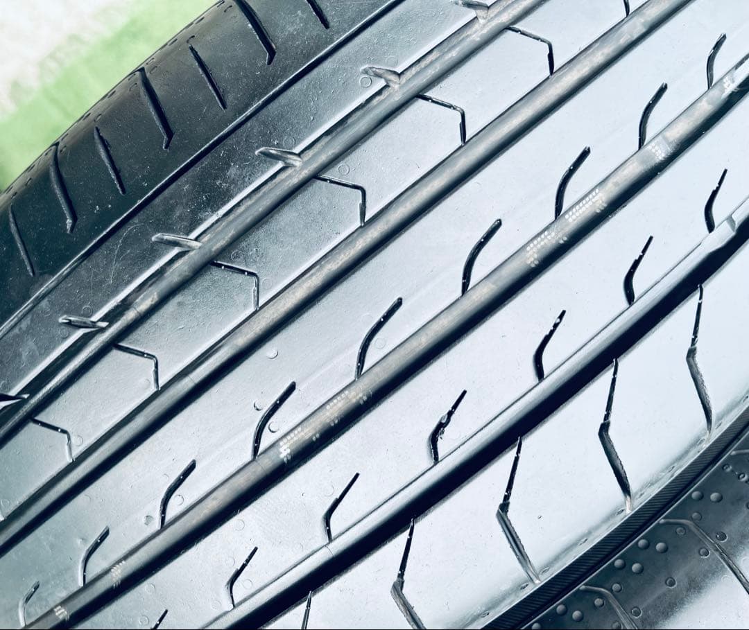 215/60 R17、YOKOHAMA BluEarth RV-03、2025年