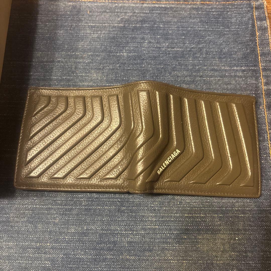 バレンシアガ　財布