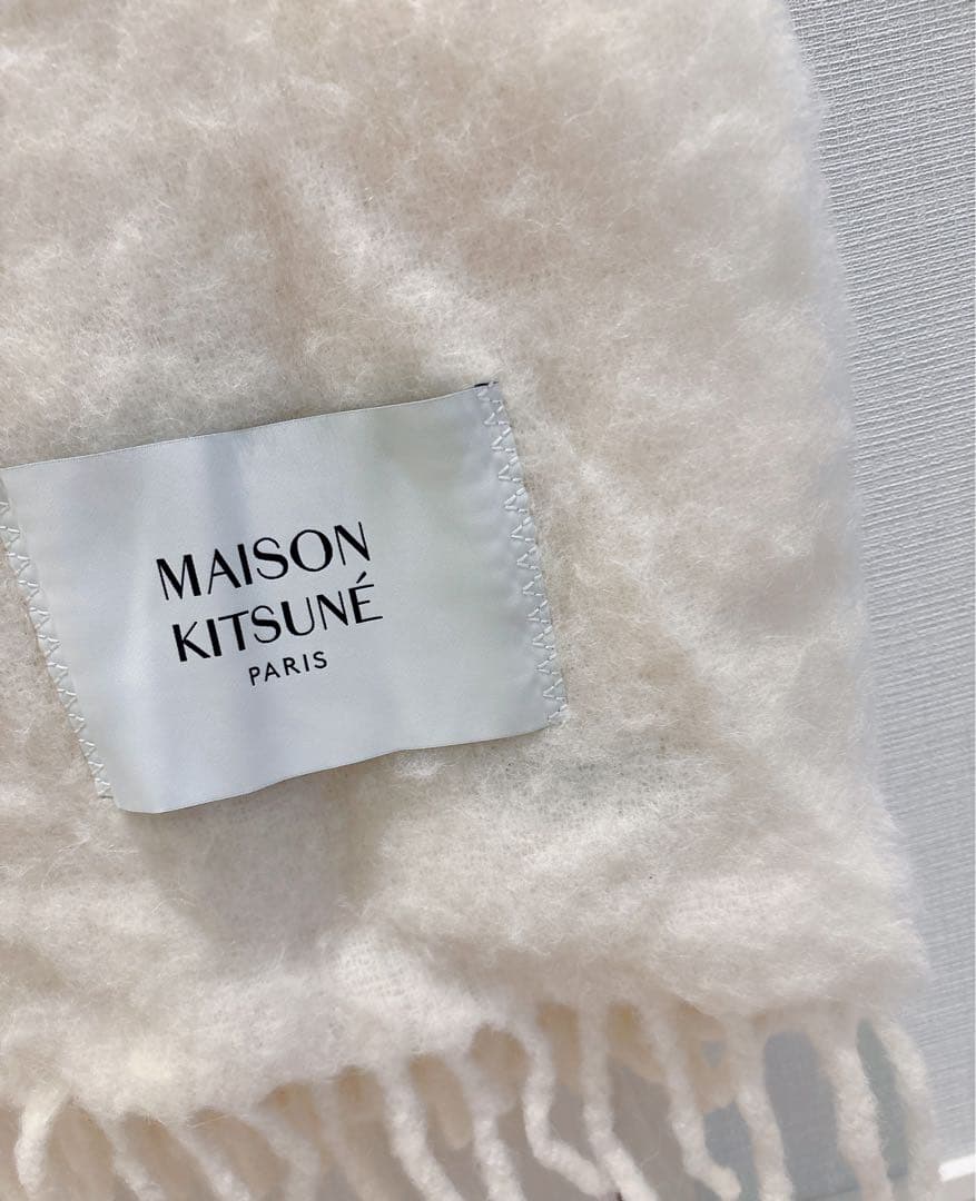 MAISON KITSUNÉ PLAIN FRINGED マフラー エクリュ