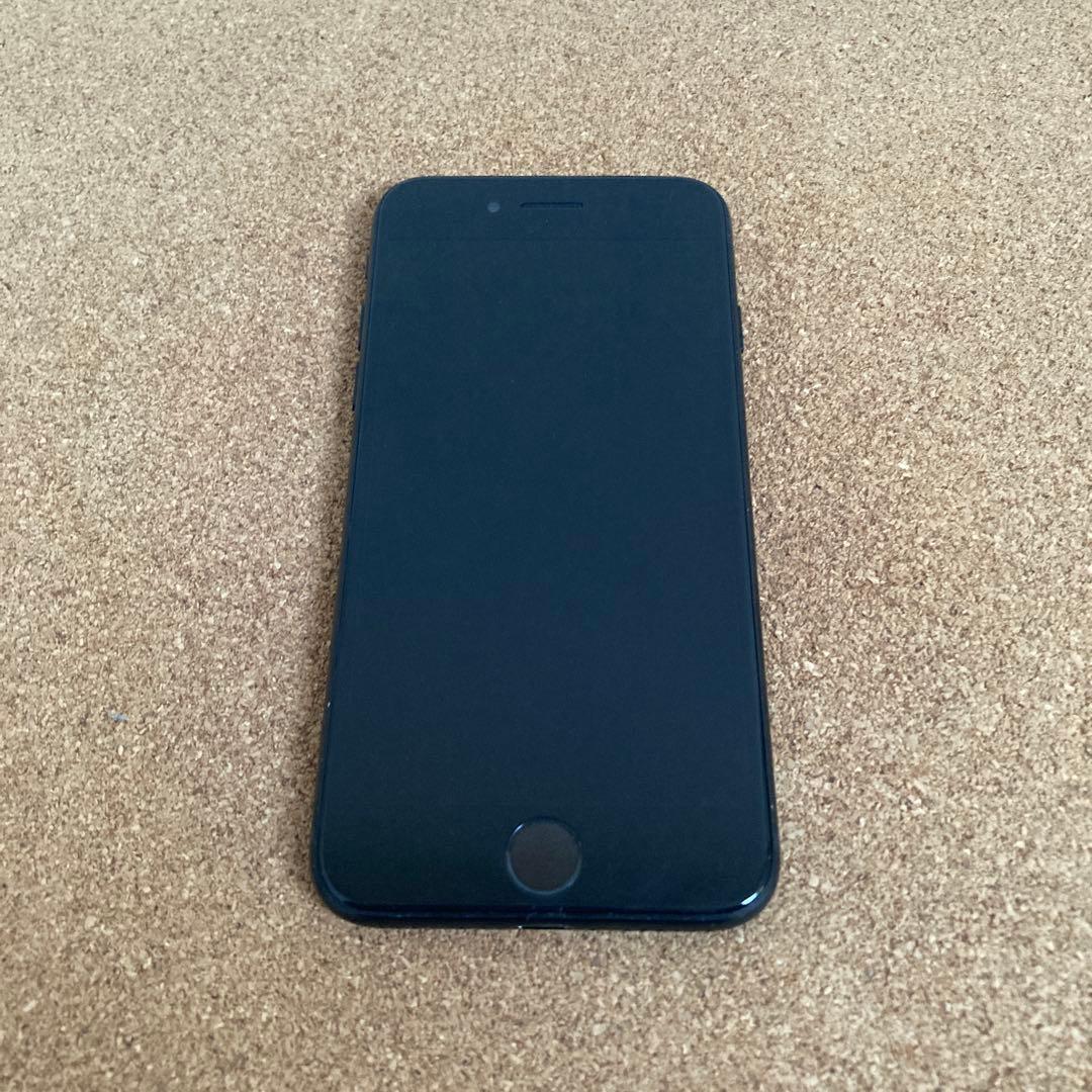 4057 美品☆電池新品☆iPhoneSE3 128GB SIMフリー☆