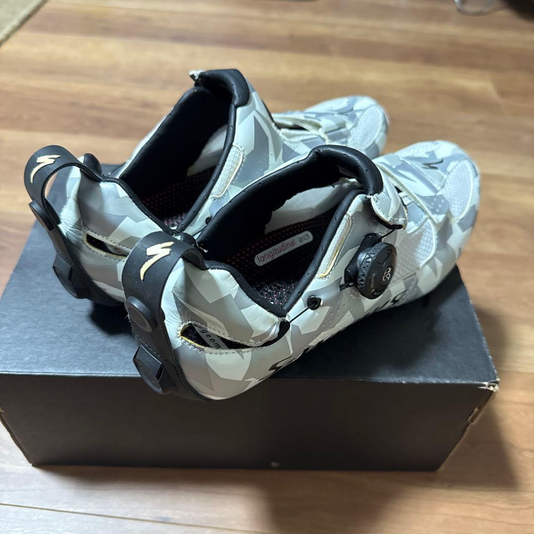 S-Works trivent 自転車シューズ ホワイト・グレー・ブラック