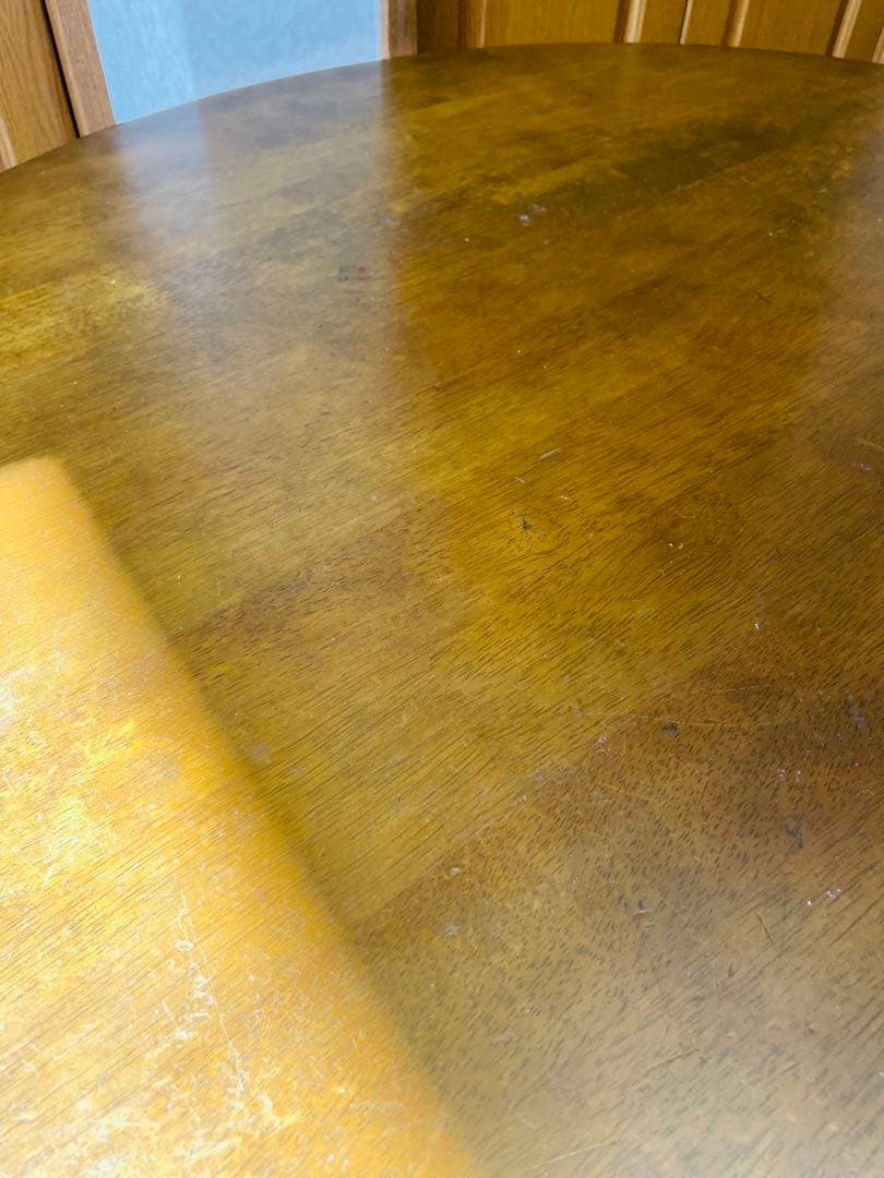 アンティーク　ラウンドテーブル　円形木製ダイニングテーブル