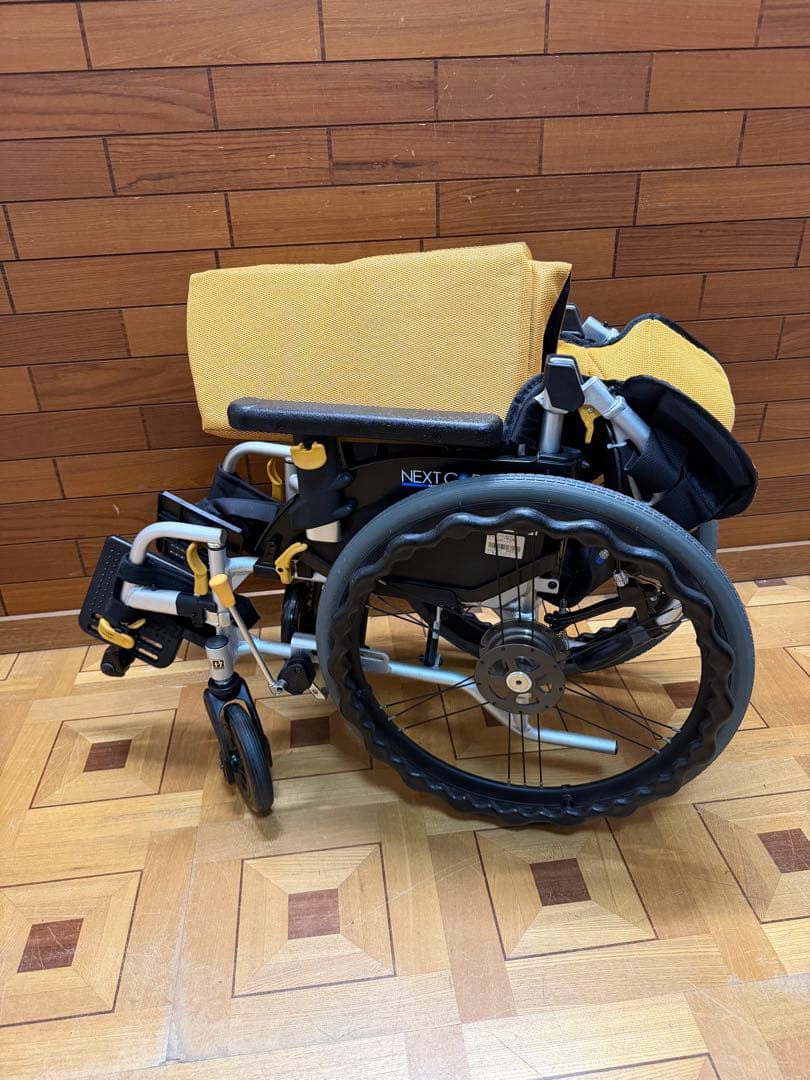 松永製作所 ネクストコア ミニモ 介助用 車椅子 ライトグリーン